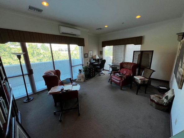 Suite 206